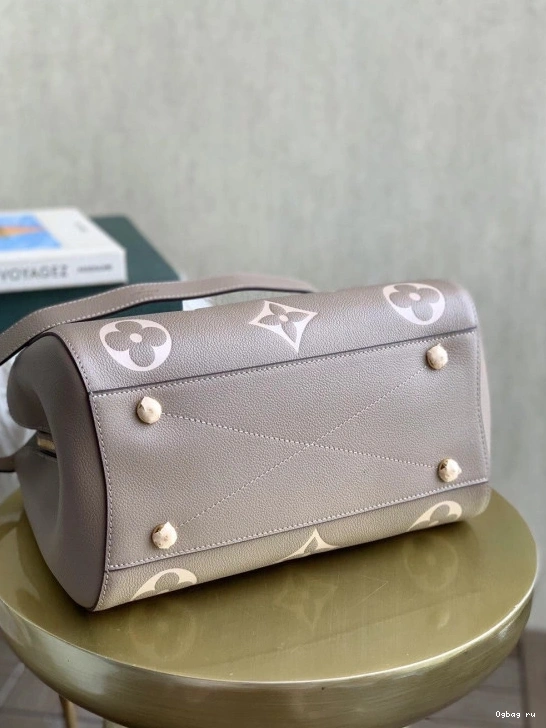 MM VUITTON LOUIS MONTAIGNE 0716